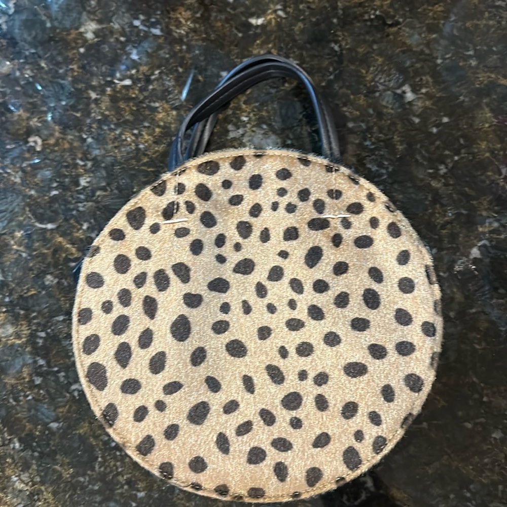 Lulu’s Leopard Print Bag